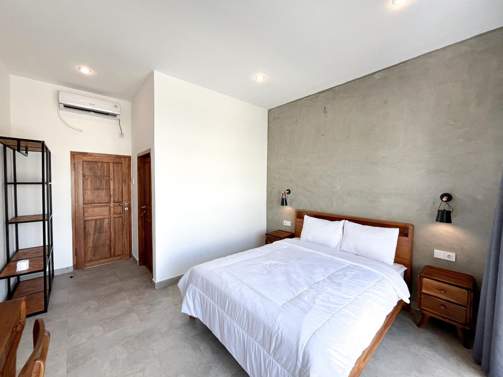 סמיניאק Adi Surya Guest House מראה חיצוני תמונה